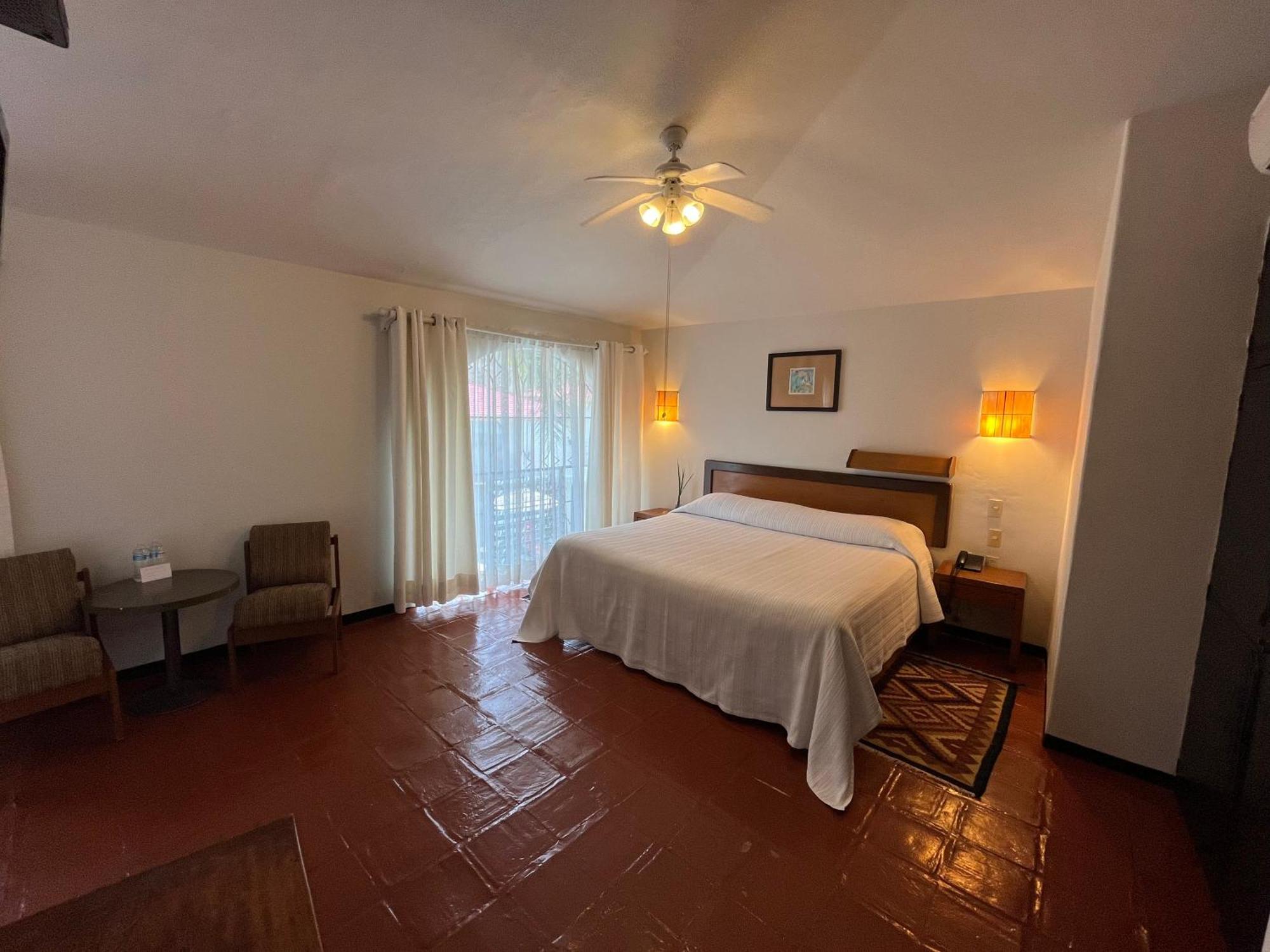 Hotel Ilebal Cuernavaca Centro - Lugar Con Encanto! Екстер'єр фото